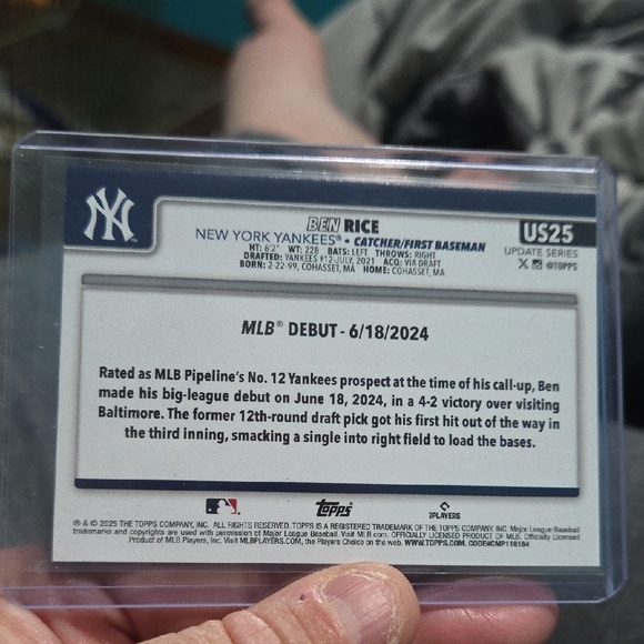 Yankees Baseball Card - Picture 2 of 3